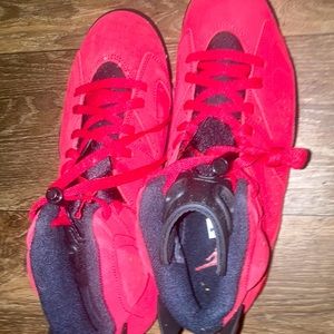 Jordan’s new and 10.5 men’s shoes